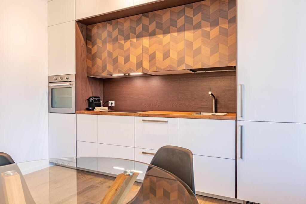 Guest Planet - Stylish Flat Bisceglie M1 Lejlighed Milano Eksteriør billede